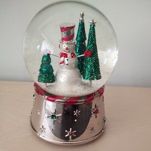 Reed and Barton Snow Globe with music